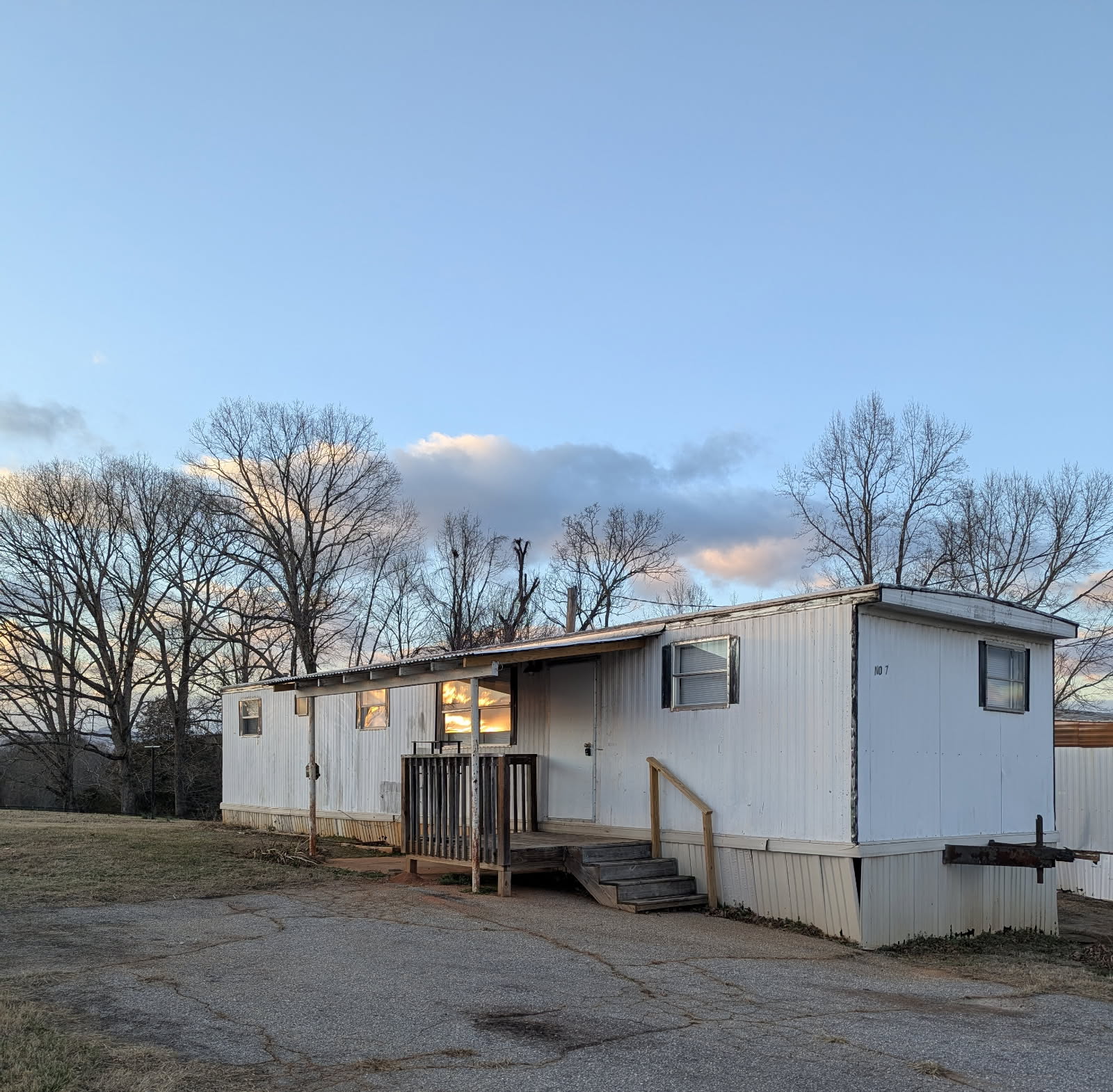 2472 Pax Hill Road - L7