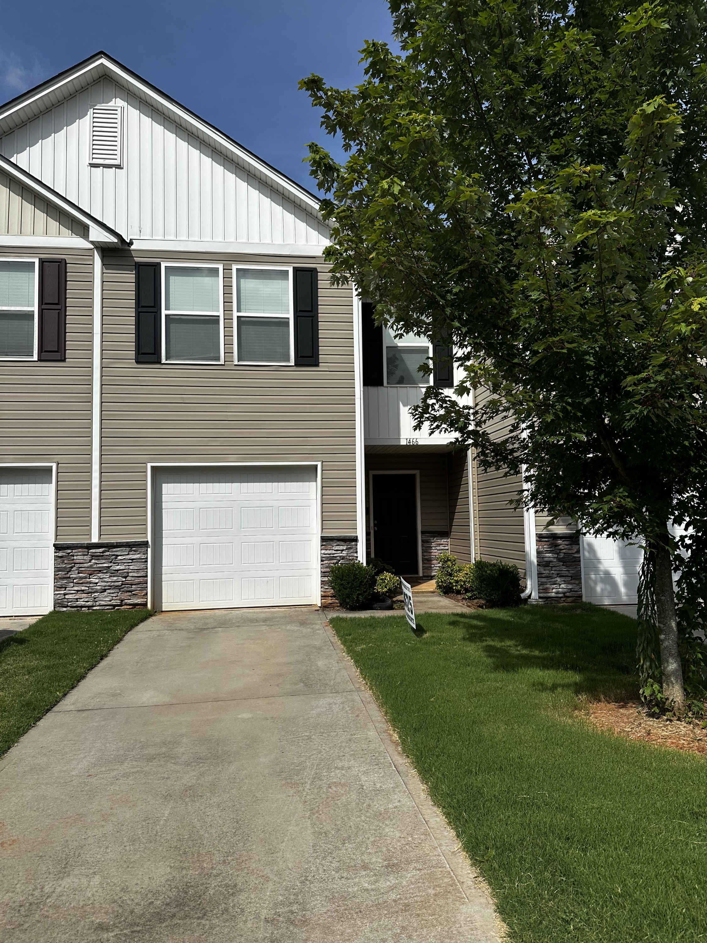 1460 Cypress Loop - 1
